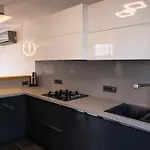 Lueks Huzurlu Yeni