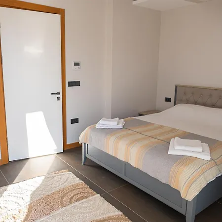 Lueks Huzurlu Yeni Çeşme